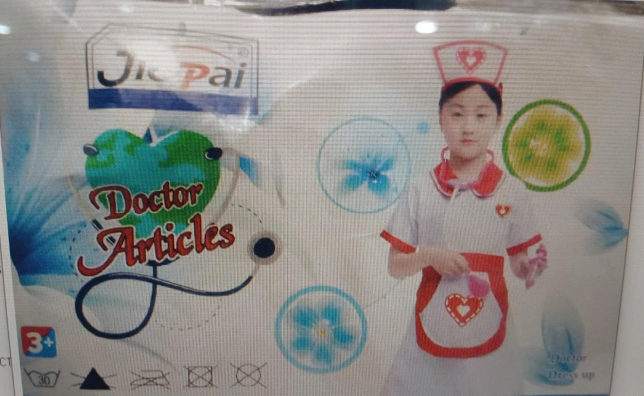 DOCTOR COSTUME GIRL